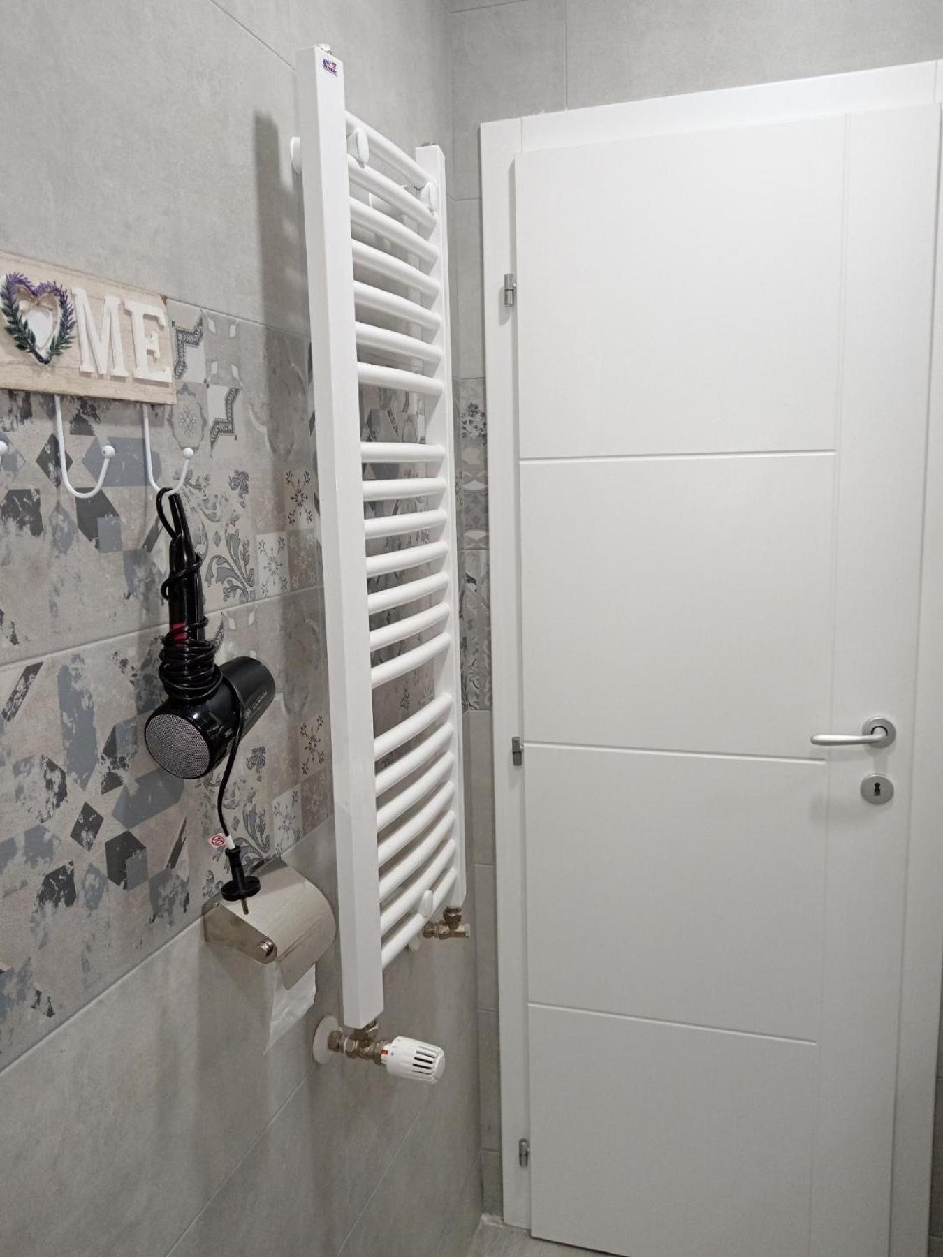 Apartman Lara Pirot Bagian luar foto