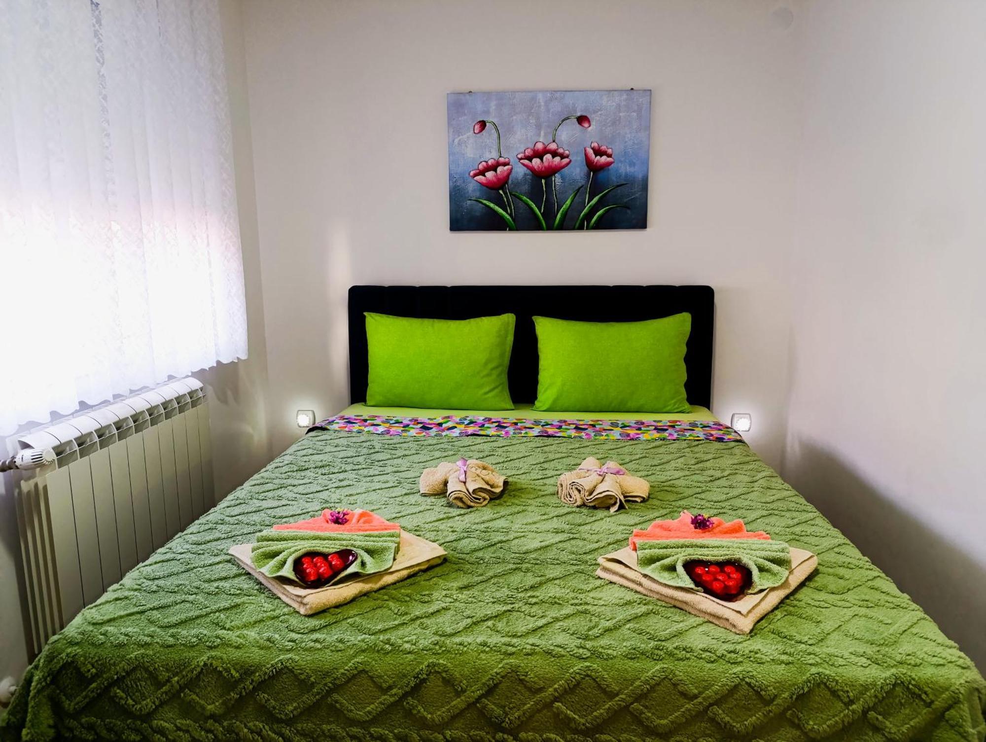 Apartman Lara Pirot Bagian luar foto